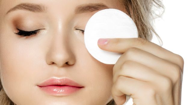 Gesicht und Augen richtig abschminken – Rezepte für reinigende Kosmetik DIY